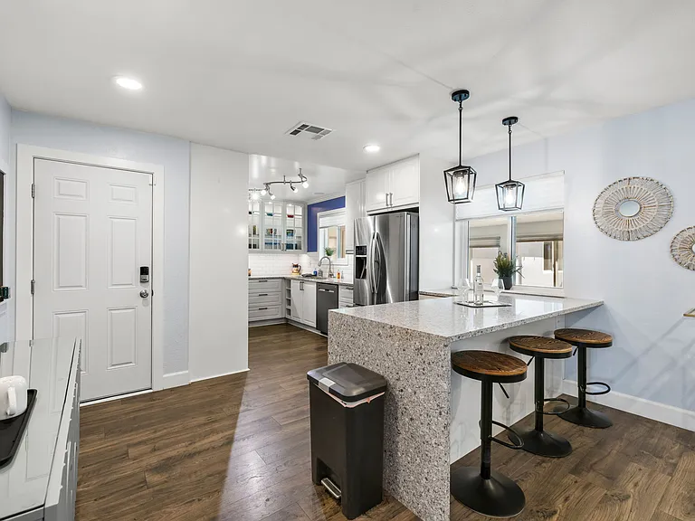 8259 E Mulberry Ln — Photo 6