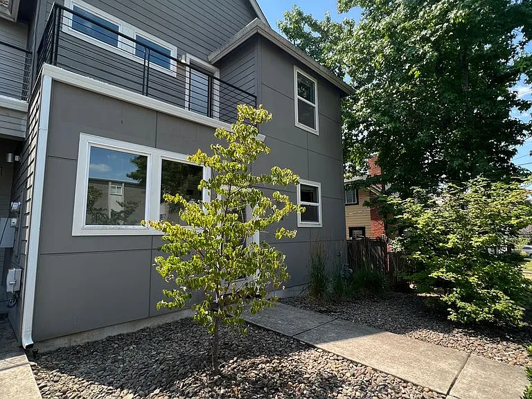 1908 Alder St — Photo 17