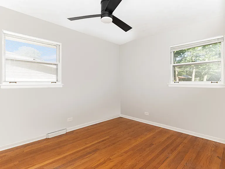 707 Thornwood Dr — Photo 13
