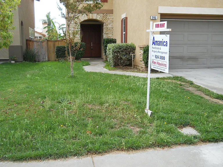 295 Bright Way — Photo 2