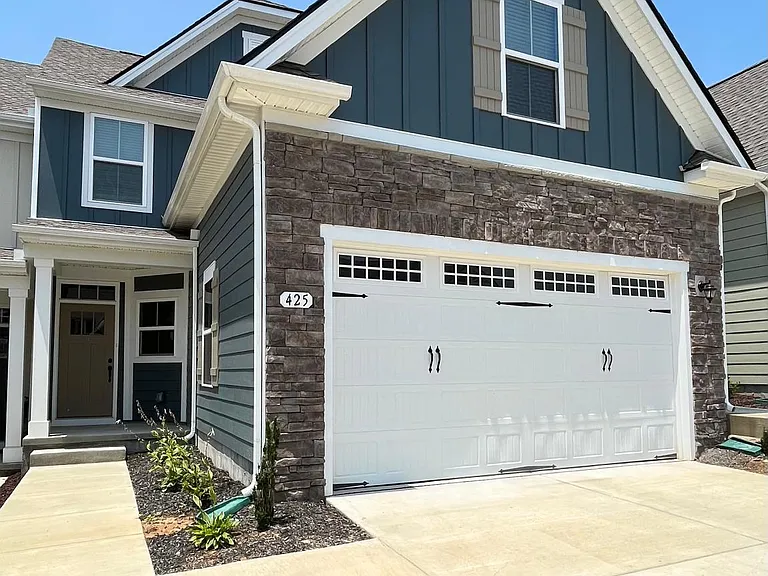 425 S Downs Cir — Photo 3