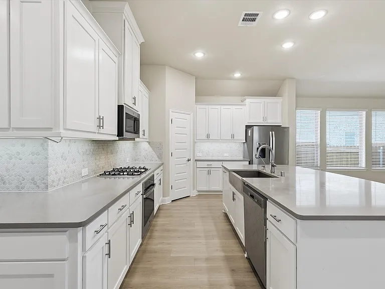 2609 Loxley Dr — Photo 13