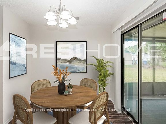 4th image of 1533 Eola Cir