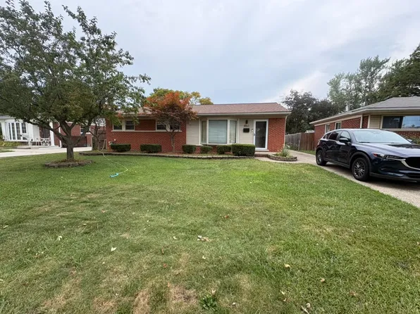 8863 Birkhill Dr, Sterling Heights, MI 48314