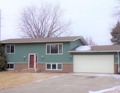 412 Brook Ave, Moorhead, MN, 56560