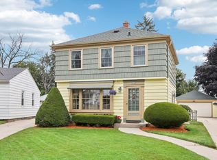 2728 N 63rd St, Milwaukee, WI 53210