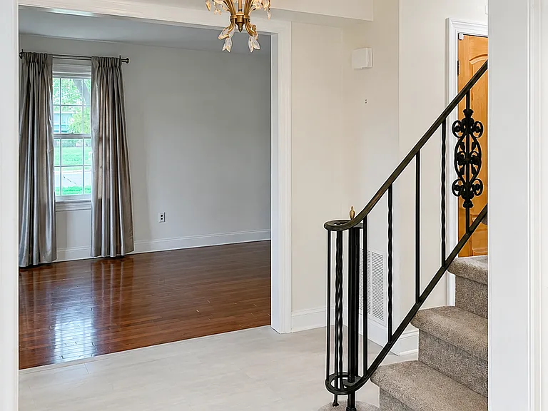 5 Dennison Pl — Photo 12
