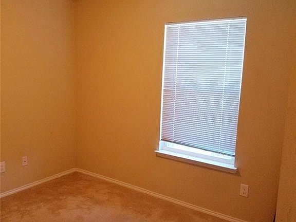 3rd image of 1351 Lay St