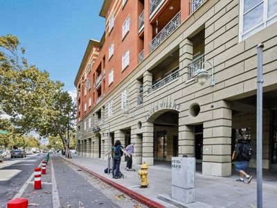 130 E San Fernando St PENTHOUSE 23, San Jose, CA, 95112