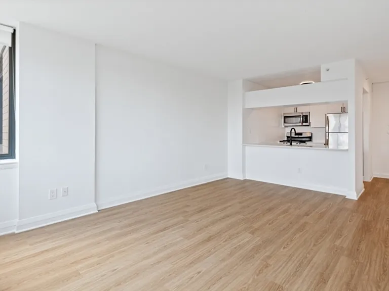 800 Avenue Of The Americas #29E — Photo 4