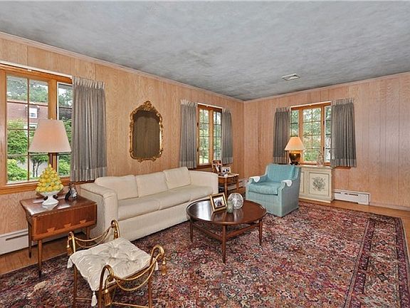 4th image of 81 Grover Ln