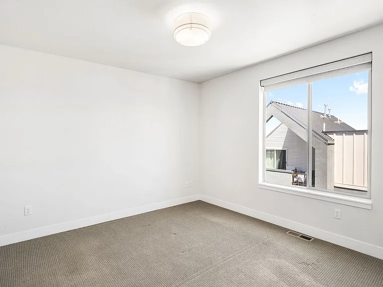 3060 N Wilson Ct #2 — Photo 11