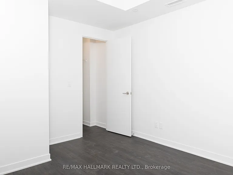 185 Alberta Ave #607 — Photo 12