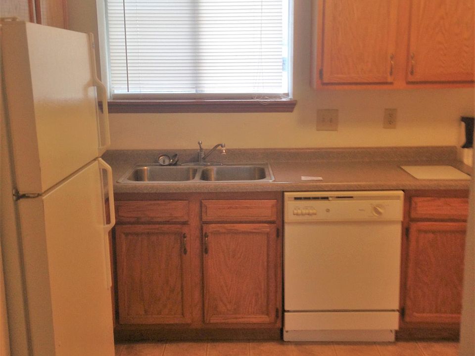 314 S Johnson St APT 2, Iowa City, IA 52240 Zillow