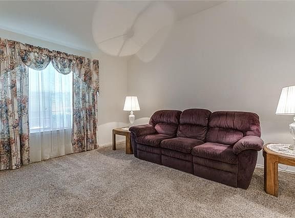 5th image of 4828 Ambrosia Dr