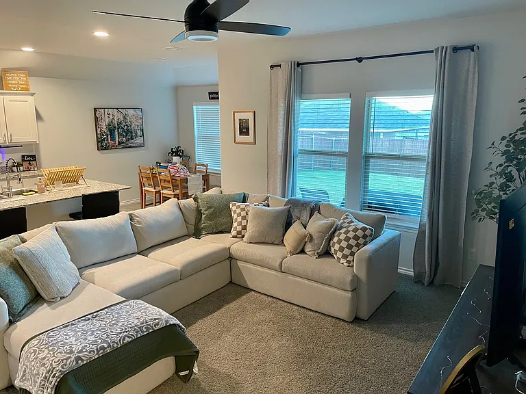 717 White Comb Ln — Photo 15