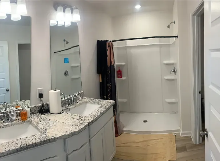421 Oak Glen Dr #2 — Photo 3