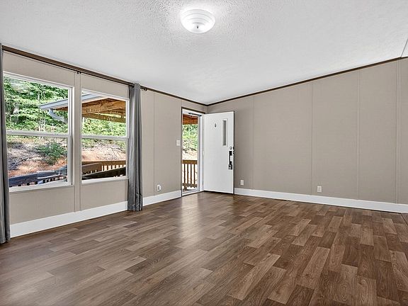4th image of 67 Medical Cir