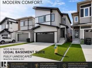 19703 29th Ave NW, Edmonton, AB T6M 0W8
