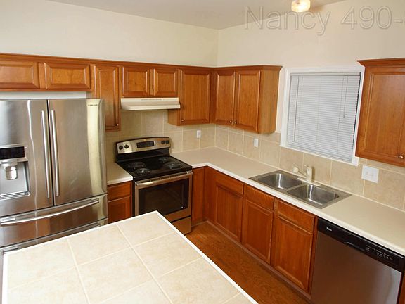 5th image of 10428 Kensington Cir