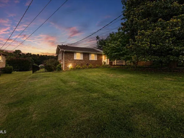 233 Piercy St, Blountville, TN 37617