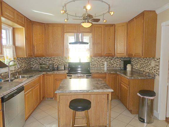 Fabulous updated Kitchen!