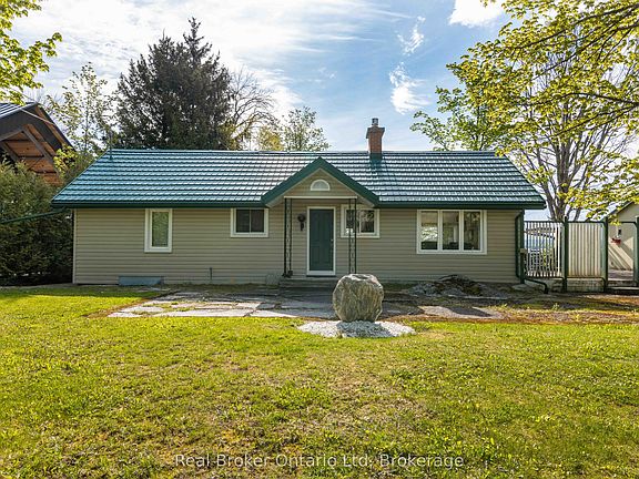 4th image of 275 Balmy Beach Rd