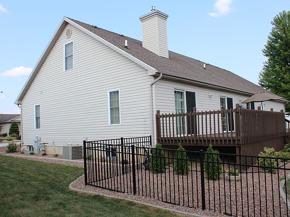 3rd image of 1636 Waterberry Ct