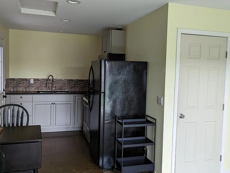 2114 Glencoe Dr — Photo 9