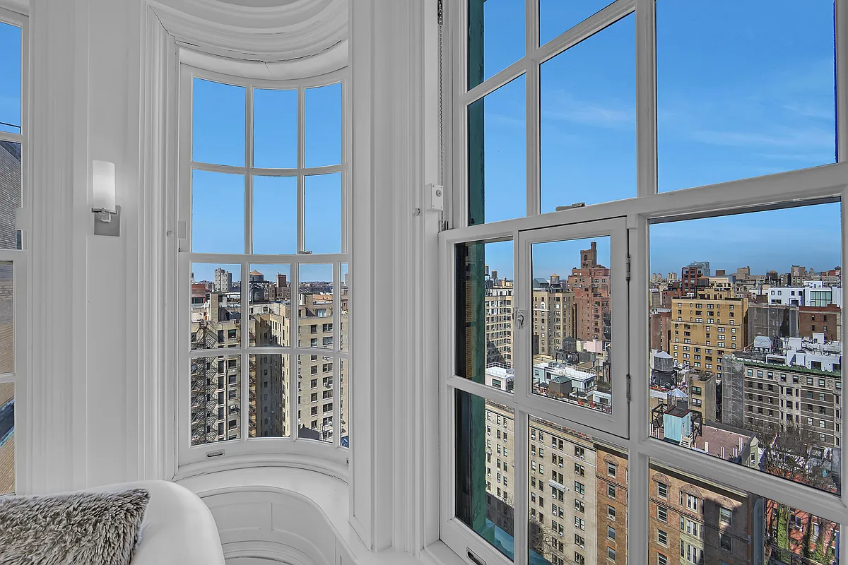 2109 Broadway #16-10 in Upper West Side, Manhattan | StreetEasy