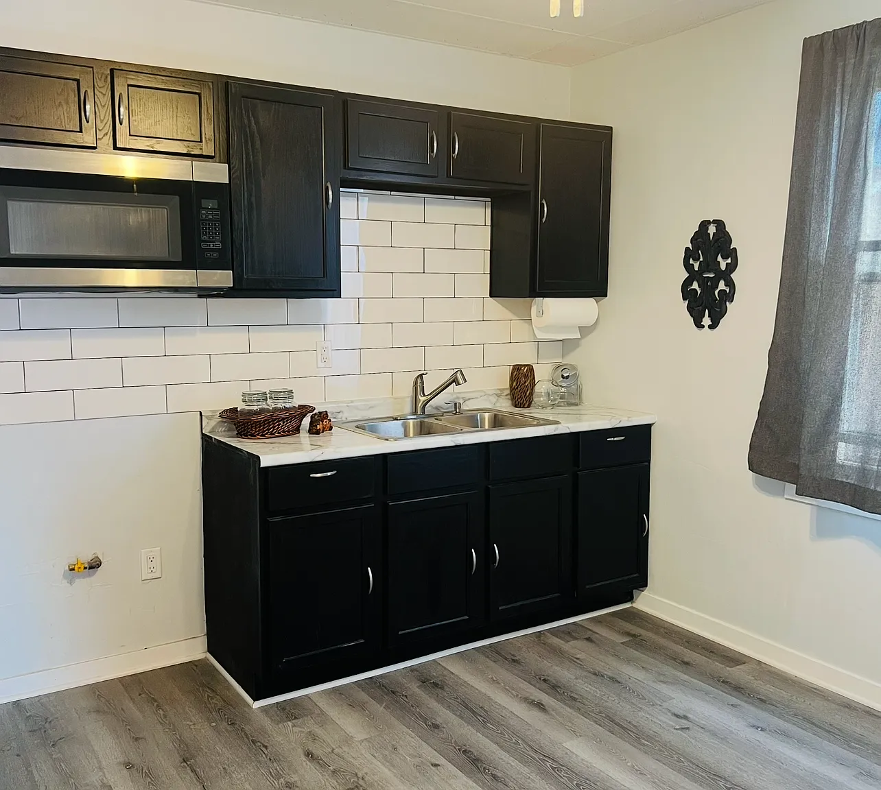 3 bed, 1200 sqft, $1,600 — Photo 3