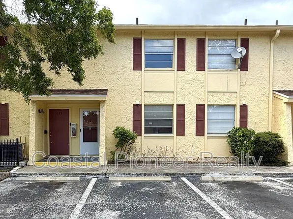 7573 Abonado Rd #R, Tampa, FL 33615