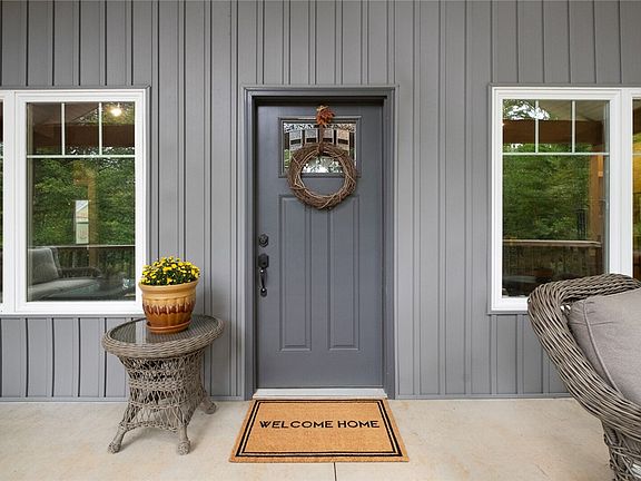 2nd image of 10866 Hodge Ln