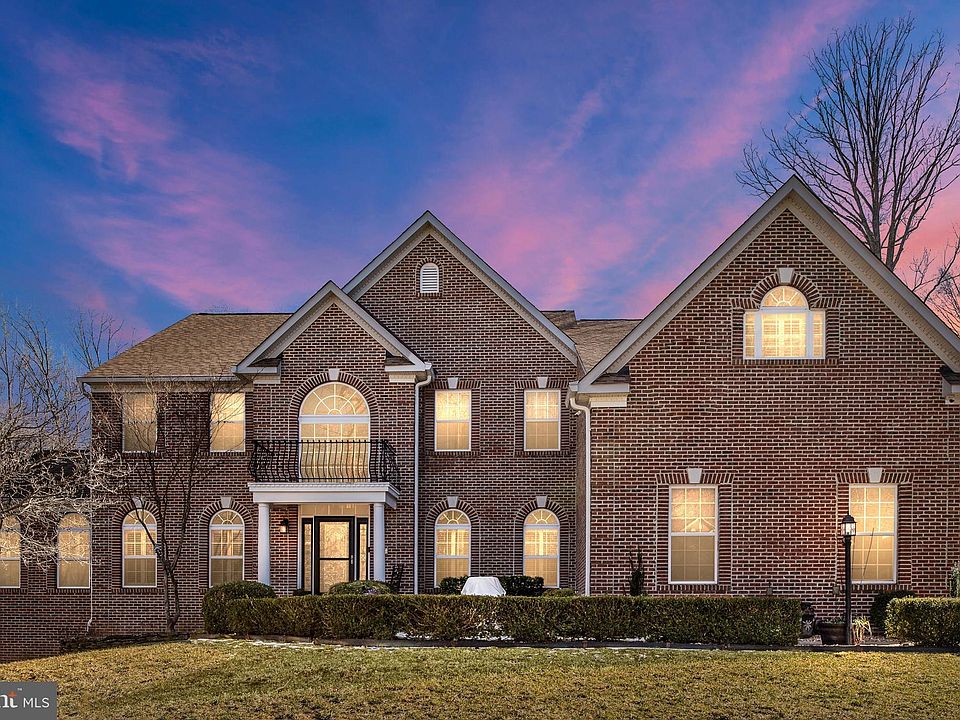 1st image of 190 Arden Ln