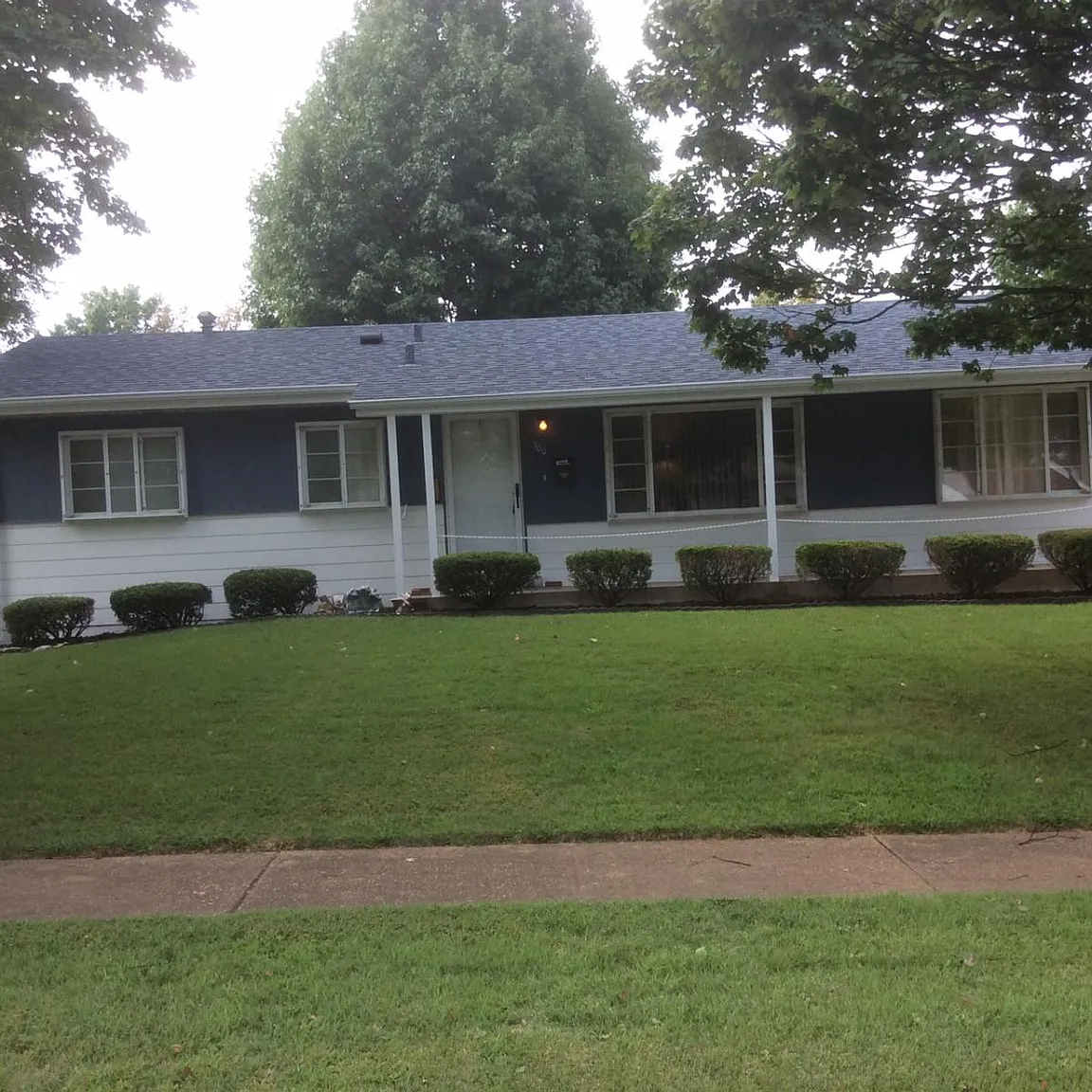 700 Cherryvale Dr photo 1