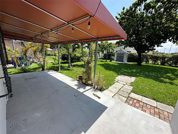 5th image of 1630 NW 36th Ave