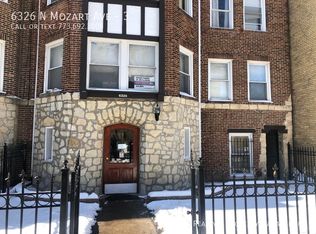 6326 N Mozart St #3, Chicago, IL 60659