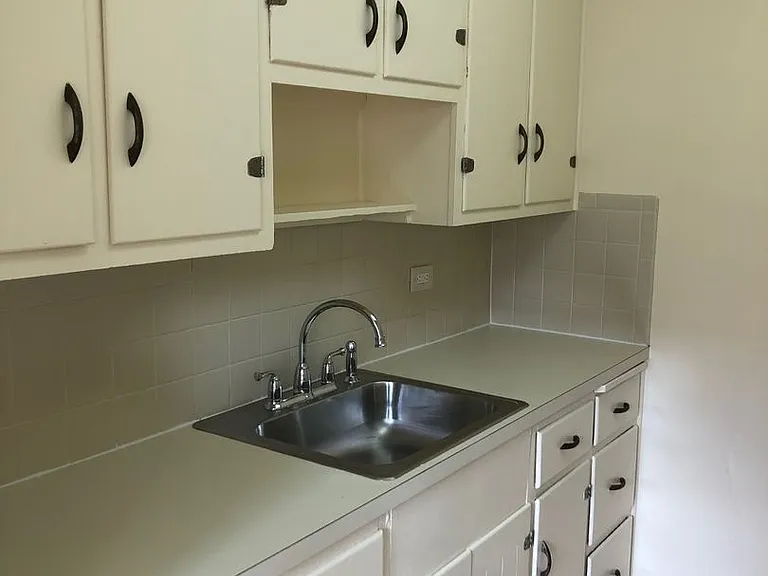 Panama Apartments — Photo 18