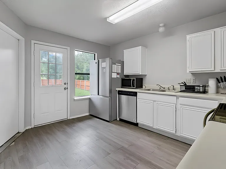 Kitchen area full