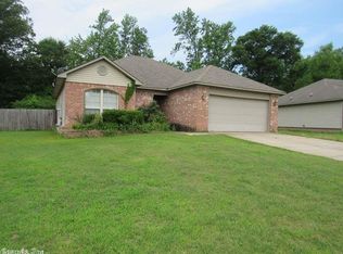 220 Weathering Cir, Austin, AR 72007