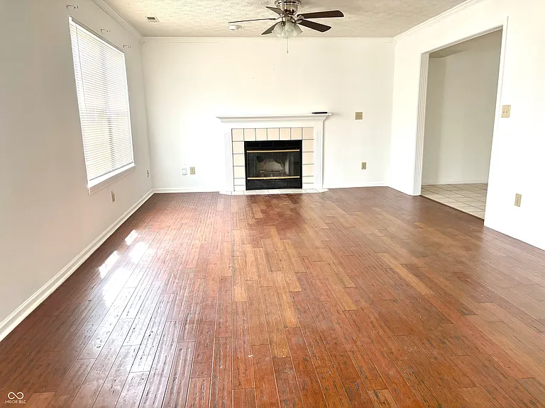 11052 Oakspring Dr — Photo 7