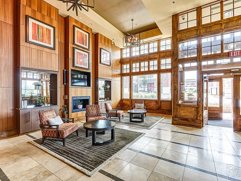 Zona Rosa Apartments — Photo 42
