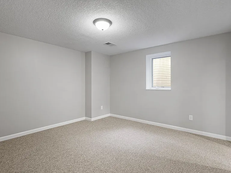 6339 Vincent Ave S — Photo 33