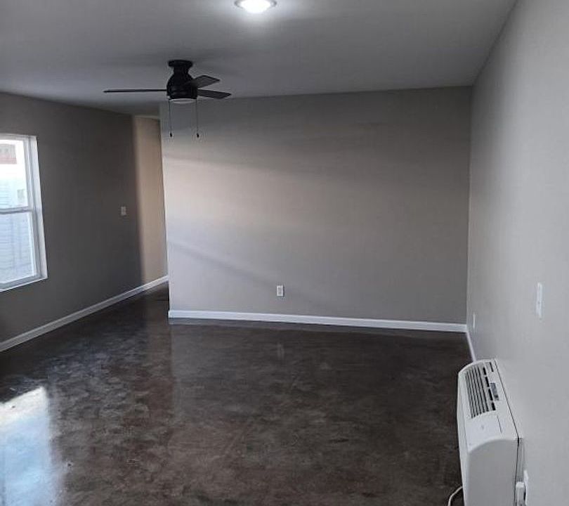 2nd image of 608 Main St #16