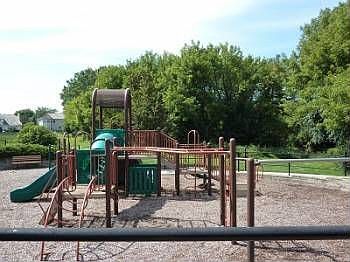 2nd image of 843 Creek Bend Dr