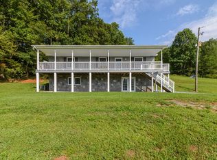 1563 Stoney Battery Rd, Marion, VA 24354