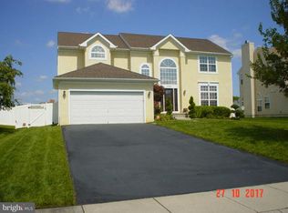 1770 Carriage Dr, Williamstown, NJ 08094