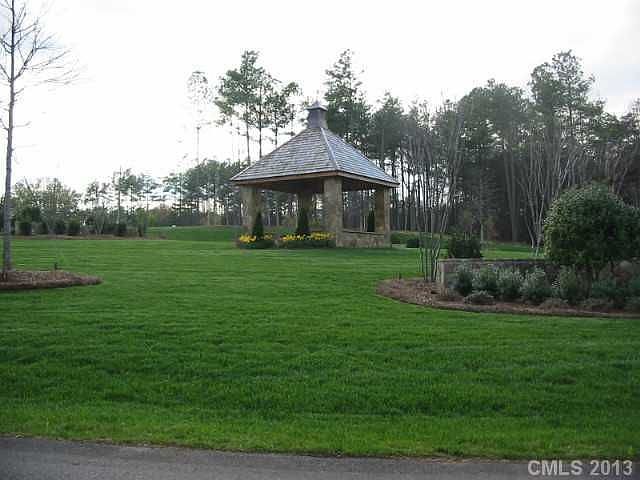 2nd image of 4405 Lake Forest Rd