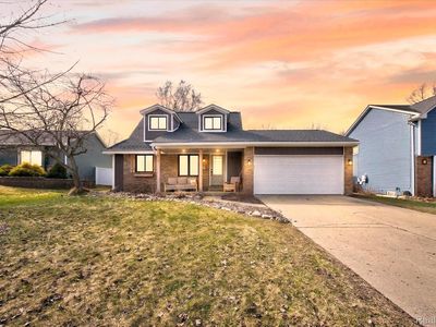 933 Abbey Ln, Milford, MI, 48381