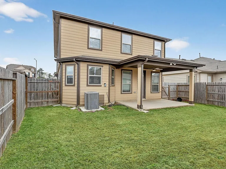 3322 Nila Creek Dr — Photo 32